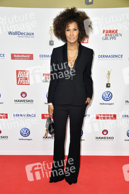 Goldene Bild der Frau 2018 in Hamburg