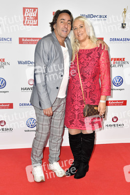 Goldene Bild der Frau 2018 in Hamburg