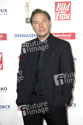 Goldene Bild der Frau 2018 in Hamburg