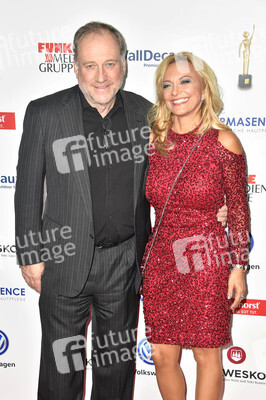 Goldene Bild der Frau 2018 in Hamburg