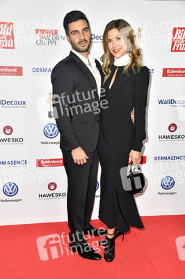 Goldene Bild der Frau 2018 in Hamburg