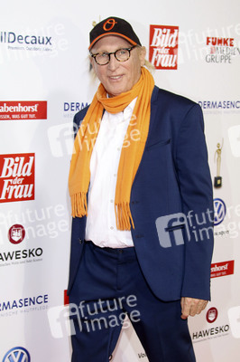 Goldene Bild der Frau 2018 in Hamburg