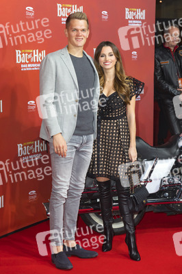 Musicalpremiere 'Bat Out Of Hell - Das Musical' in Oberhausen