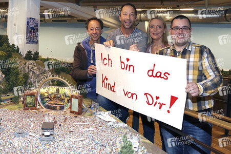DJ Bobo besucht das Miniatur Wunderland in Hamburg