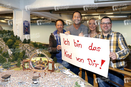DJ Bobo besucht das Miniatur Wunderland in Hamburg