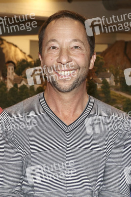 DJ Bobo besucht das Miniatur Wunderland in Hamburg