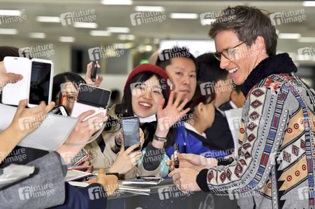 Ankunft von Eddie Redmayne und Dan Fogler in Narita