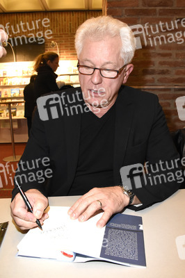 Lesung von Miroslav Nemec auf dem Literaturfest München 2018