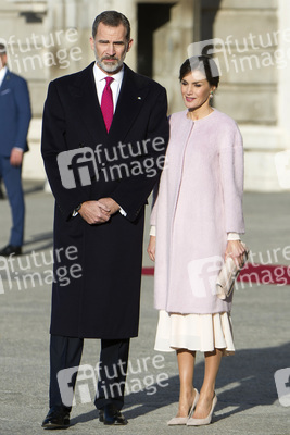 Offizielle Begrüßung von Xi Jinping in Madrid