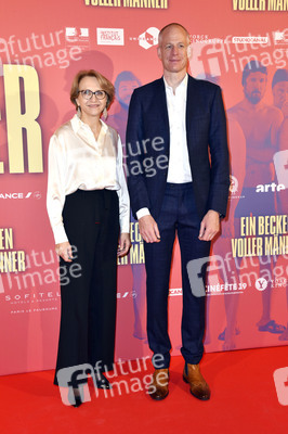 Filmpremiere 'Ein Becken voller Männer' in Berlin