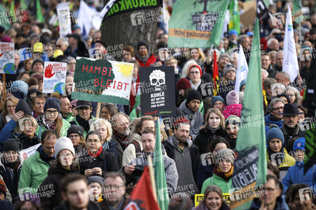 Demonstration 'Kohle stoppen - Klimaschutz jetzt!' in Köln