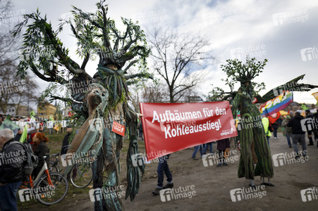 Demonstration 'Kohle stoppen - Klimaschutz jetzt!' in Köln