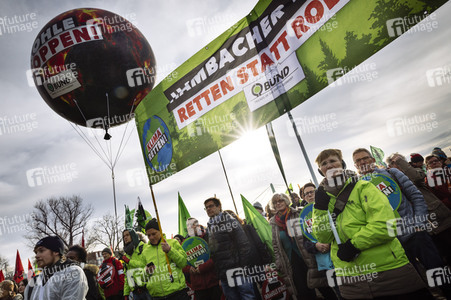 Demonstration 'Kohle stoppen - Klimaschutz jetzt!' in Köln