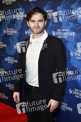 Deutschlandpremiere 'Der größte Schwanensee der Welt' in Berlin