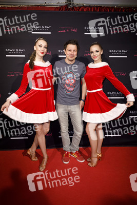 Premiere des Kölner Weihnachtscircus 2018 in Köln