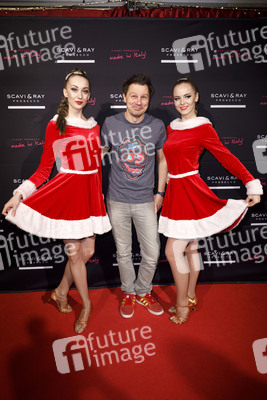 Premiere des Kölner Weihnachtscircus 2018 in Köln