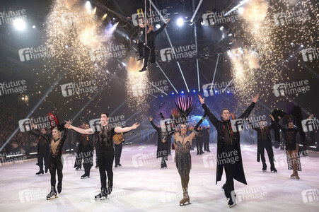 Eisrevue 'Holiday on Ice - Showtime' in Hannover