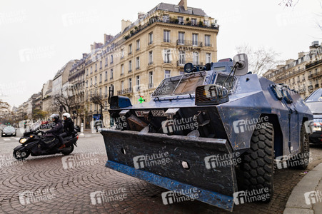 Gelbwesten-Protest in Paris