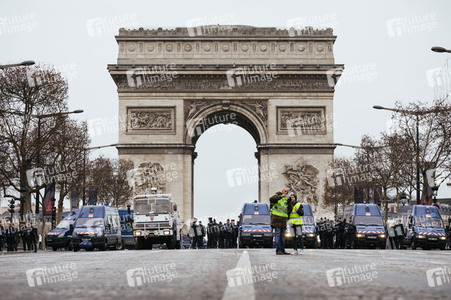 Gelbwesten-Protest in Paris
