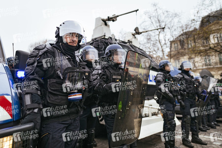 Gelbwesten-Protest in Paris