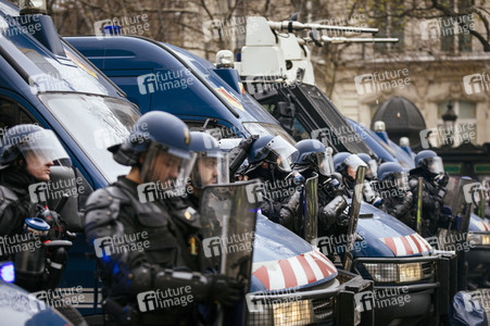 Gelbwesten-Protest in Paris