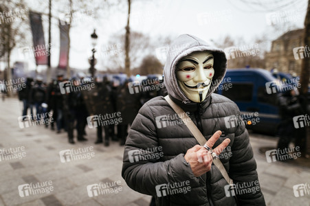 Gelbwesten-Protest in Paris