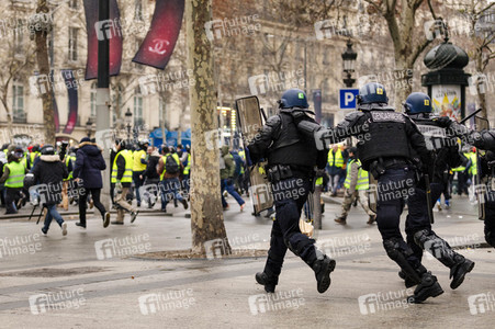 Gelbwesten-Protest in Paris
