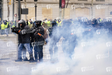 Gelbwesten-Protest in Paris
