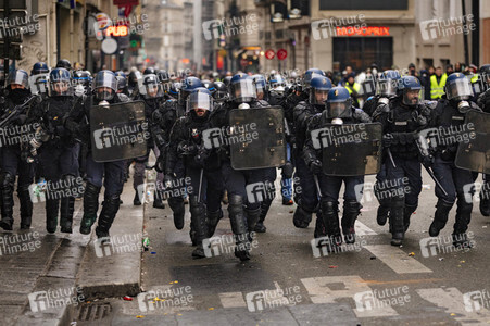 Gelbwesten-Protest in Paris