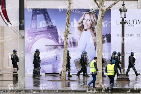 Gelbwesten-Protest in Paris
