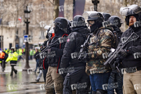 Gelbwesten-Protest in Paris