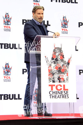 Hand and Footprint Ceremony mit Pitbull in Los Angeles
