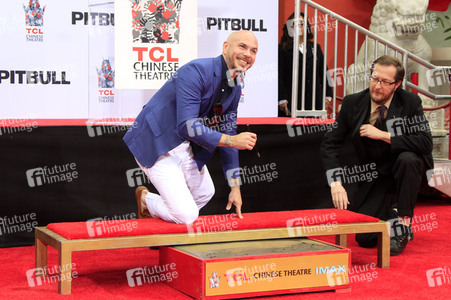 Hand and Footprint Ceremony mit Pitbull in Los Angeles