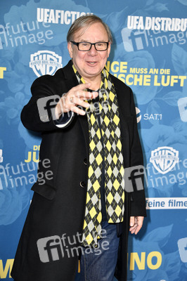 Filmpremiere 'Der Junge muss an die frische Luft' in Berlin