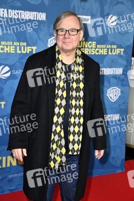 Filmpremiere 'Der Junge muss an die frische Luft' in Berlin