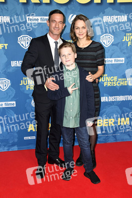 Filmpremiere 'Der Junge muss an die frische Luft' in Berlin