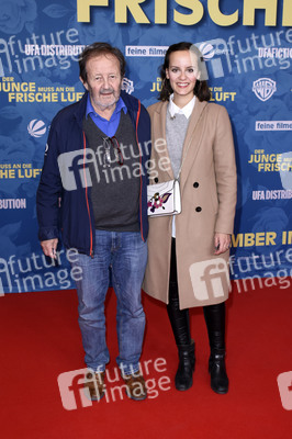Filmpremiere 'Der Junge muss an die frische Luft' in München