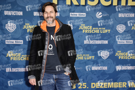 Filmpremiere 'Der Junge muss an die frische Luft' in München