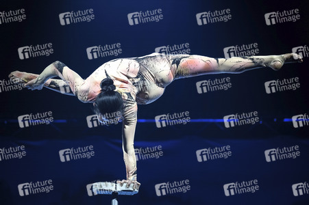 Premiere der Jubiläumsshow '30 Jahre Chinesischer Nationalcircus' in Hannover