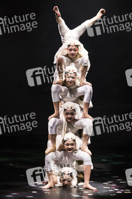 Premiere der Jubiläumsshow '30 Jahre Chinesischer Nationalcircus' in Hannover