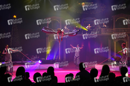Premiere vom 15. Original Roncalli Weihnachtscircus in Berlin