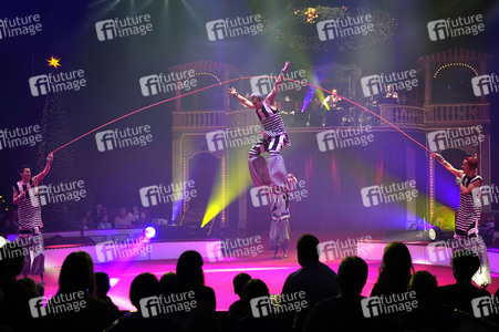 Premiere vom 15. Original Roncalli Weihnachtscircus in Berlin