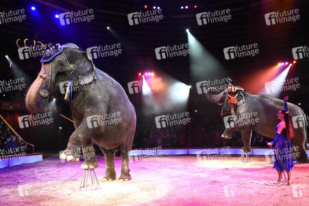 Premiere 1. Winterprogramm 2018 Circus Krone in München