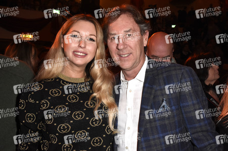 Premiere 1. Winterprogramm 2018 Circus Krone in München