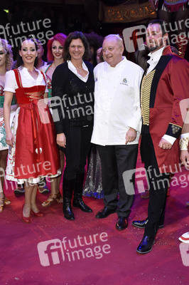 Premiere 1. Winterprogramm 2018 Circus Krone in München