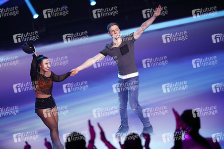 1. Live-Sendung der TV Show 'Dancing on Ice' in Köln