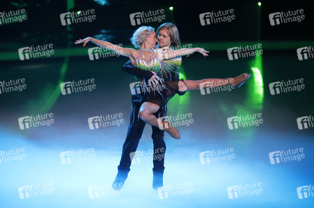 1. Live-Sendung der TV Show 'Dancing on Ice' in Köln