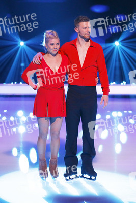 1. Live-Sendung der TV Show 'Dancing on Ice' in Köln