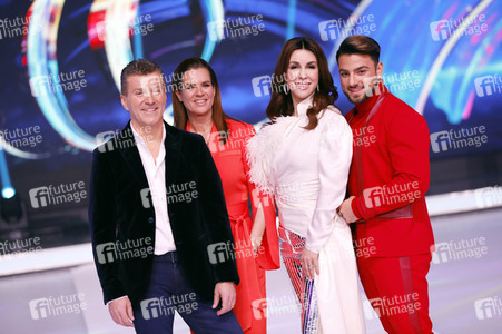 1. Live-Sendung der TV Show 'Dancing on Ice' in Köln