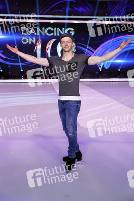 1. Live-Sendung der TV Show 'Dancing on Ice' in Köln